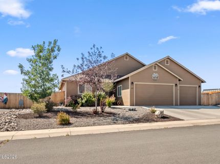 135 Cambridge Drive, Dayton, NV 89403 Photo