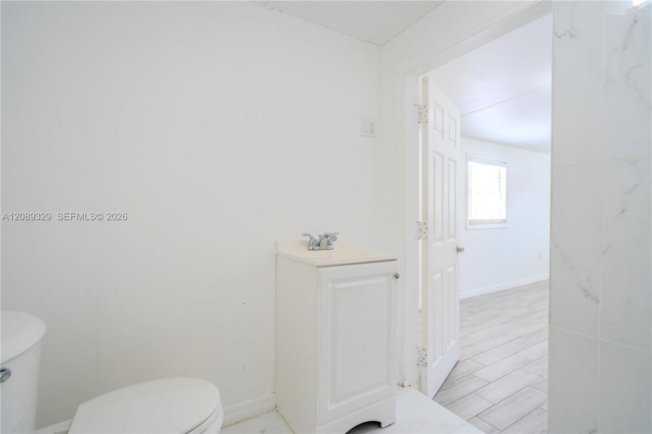 27 SW 55th Ave Rd , Unit S, Miami, FL 33134 Photo