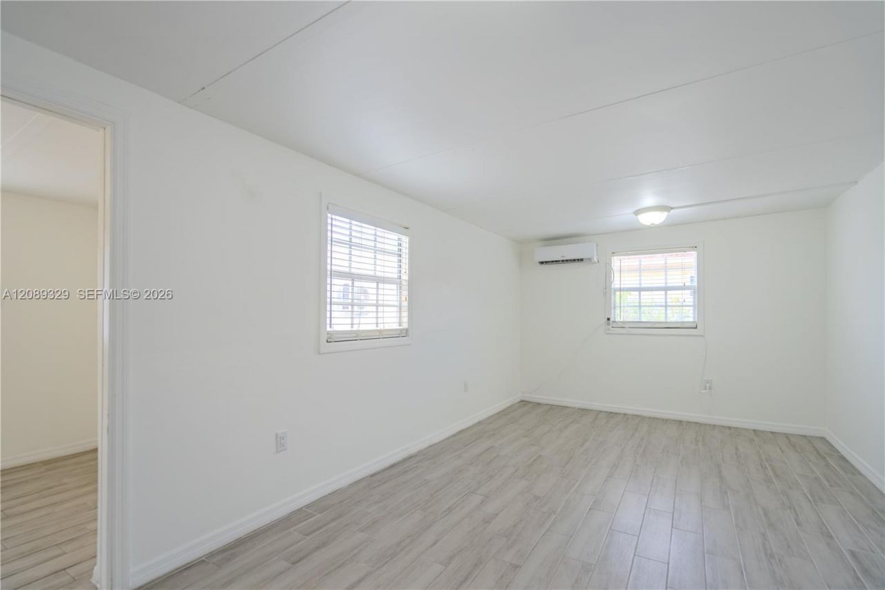 27 SW 55th Ave Rd , Unit S, Miami, FL 33134 Photo