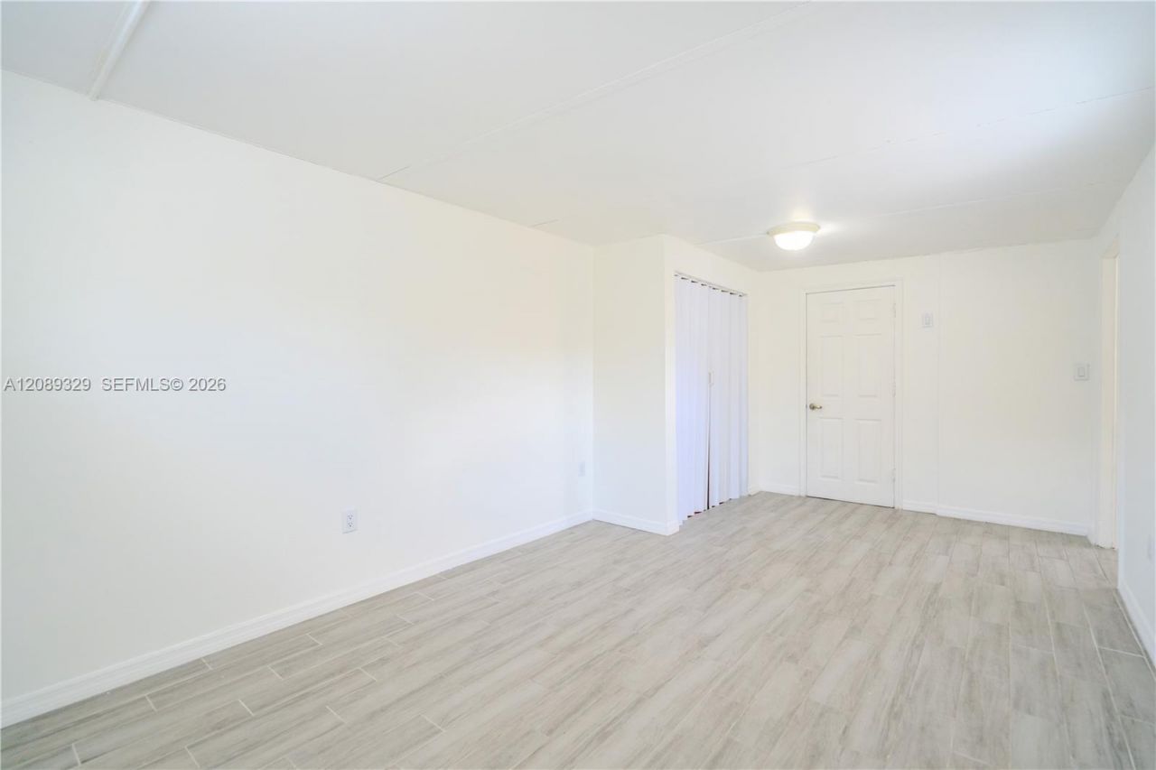 27 SW 55th Ave Rd , Unit S, Miami, FL 33134 Photo