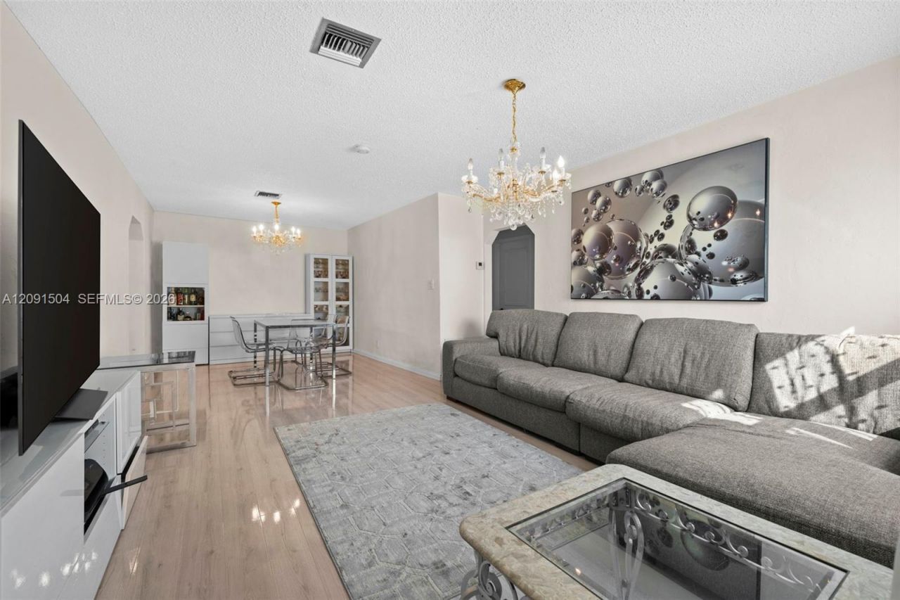 1935 Arthur St, Hollywood, FL 33020 Photo