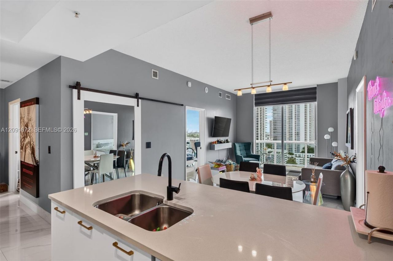 333 NE 24 St, Unit PH12, Miami, FL 33137 Photo