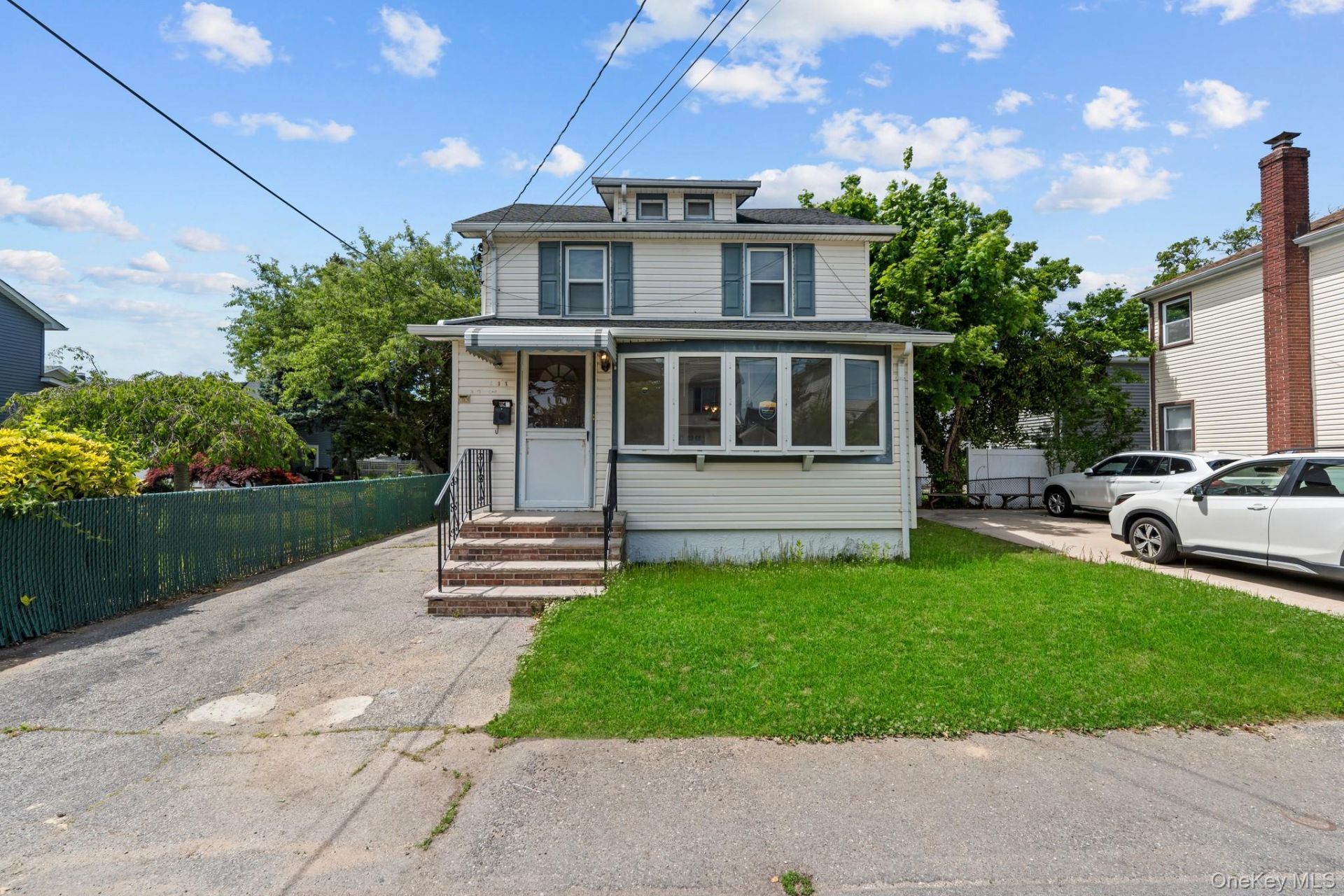 1 Lewis Place , Lynbrook, NY 11563 Main Photo