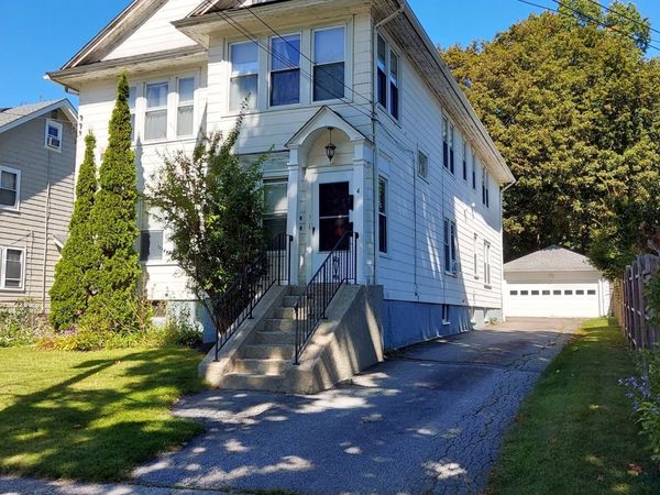 4 Dorset St, Worcester, MA 01602