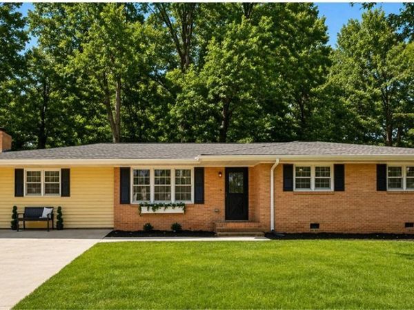 4975 Brawner Lake Drive, Austell, GA 30106