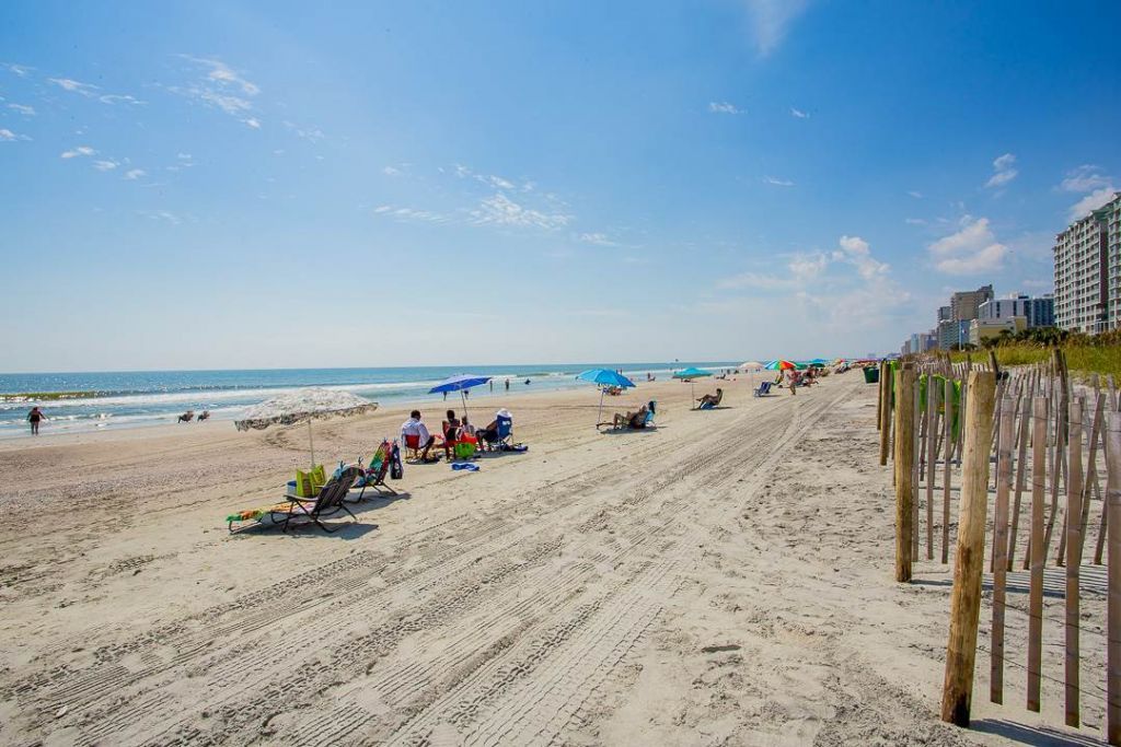 1605 S Ocean Blvd.  Photo 4