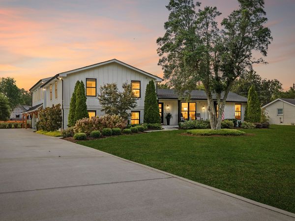 513 Mansion Dr, Brentwood, TN 37027