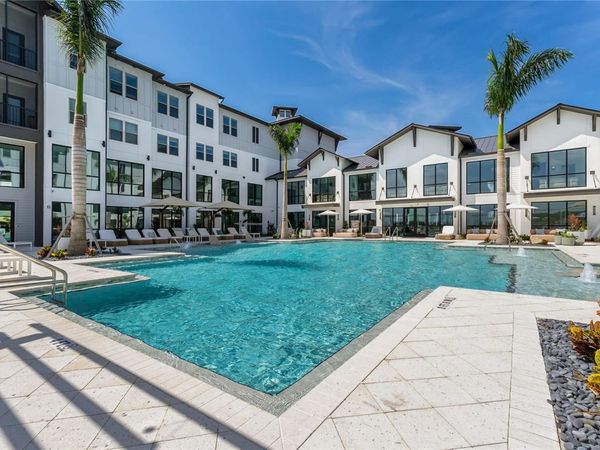 1420 LAKEFRONT DRIVE , Unit 2204, SARASOTA, FL 34240