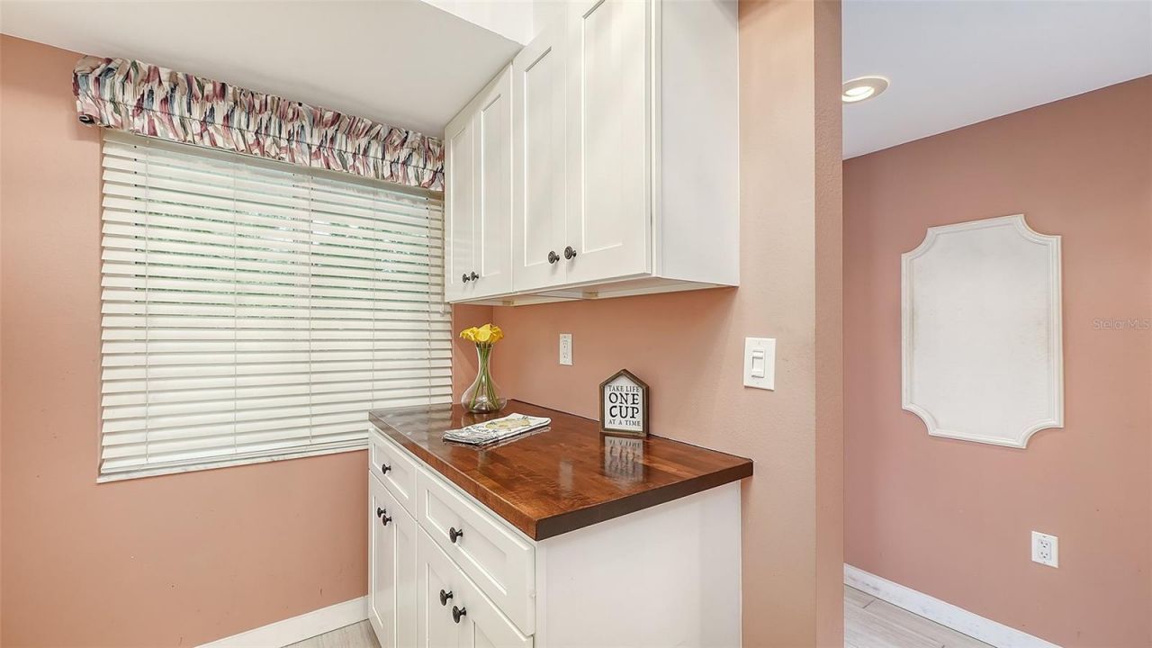 7652 Eagle Creek Drive, Unit 7598, Sarasota, FL 34243 Photo