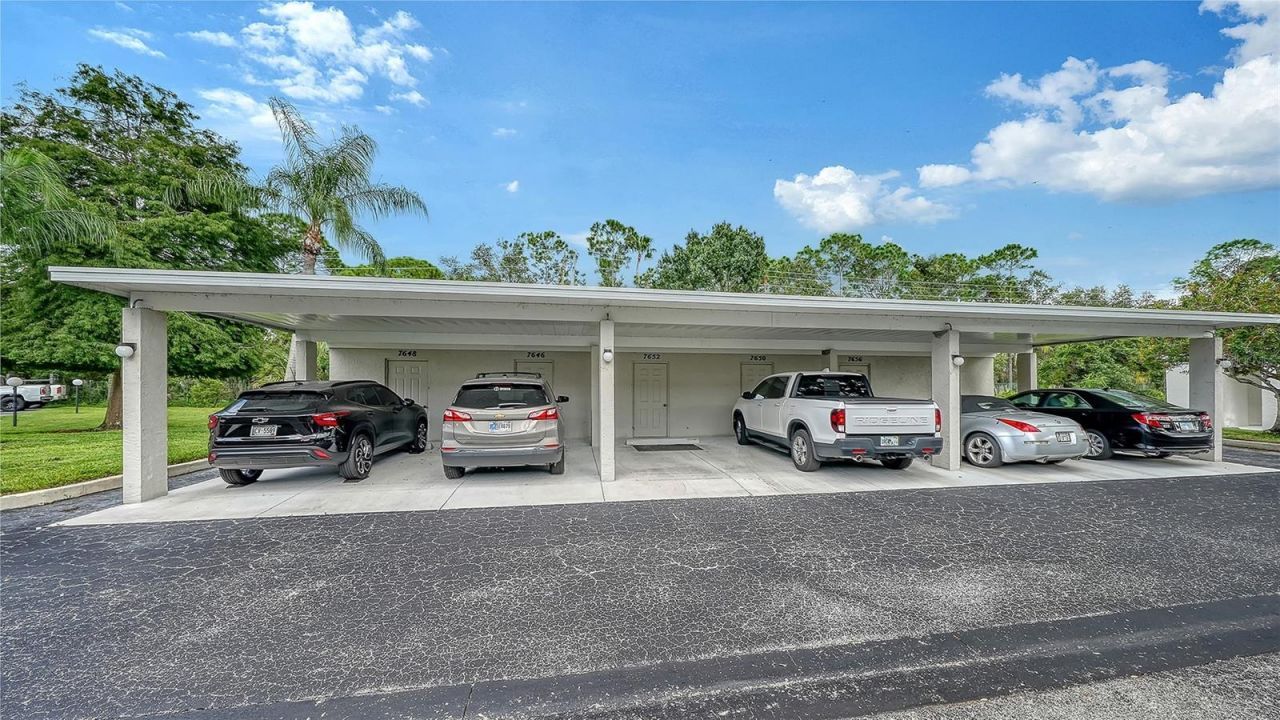 7652 Eagle Creek Drive, Unit 7598, Sarasota, FL 34243 Photo
