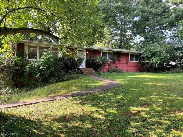 180 Paradise Road , Painesville Twp, OH 44077