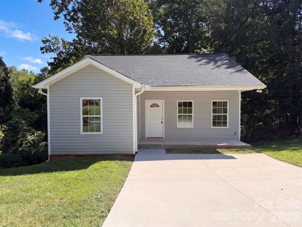 604 Stewart Court , Statesville, NC 28677