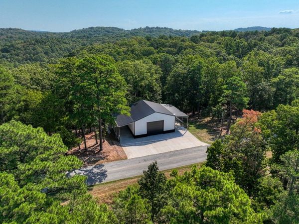 1535 CR 152 , Eureka Springs, AR 72632
