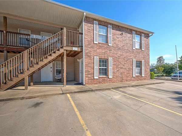 1437 W Sligo , Fayetteville, AR 72701