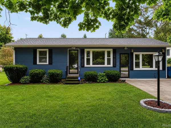 6035 Lincoln Street , Mayville Village, Mi 48744