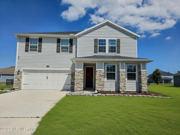 12573 Lake Taylor Lane, Jacksonville, FL 32218