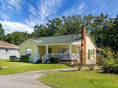 1007 Holcombe Road, Hanahan, SC 29410
