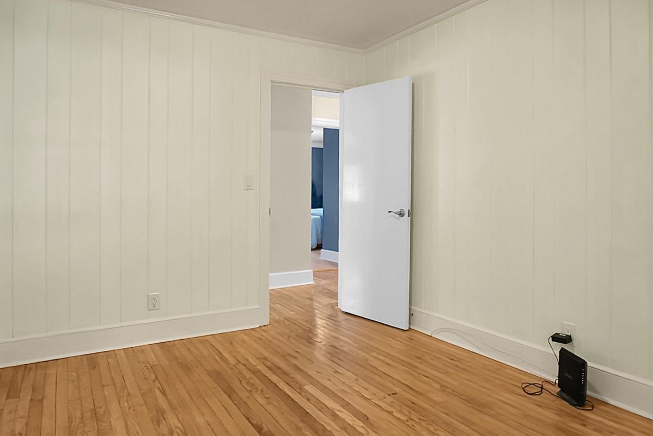 1007 Holcombe Road Photo 19