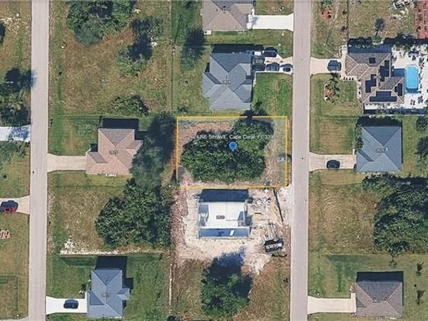 2624 NE 5th AVE , CAPE CORAL, FL 33909