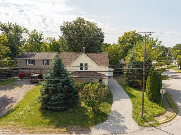 156 E Center Street , London, OH 43140