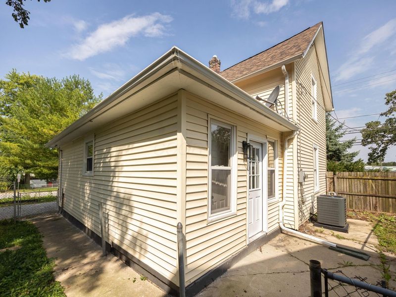 156 E Center Street , London, OH 43140 Photo 32