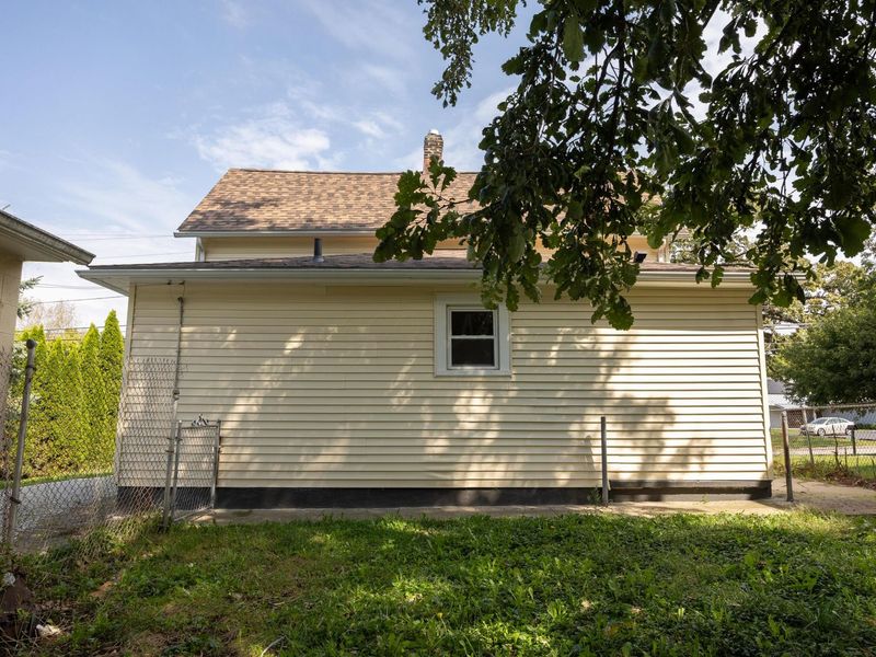 156 E Center Street , London, OH 43140 Photo 33