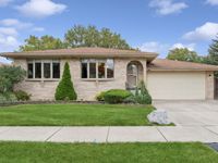 11239 S Avon Avenue, Alsip, IL 60803 primary photo