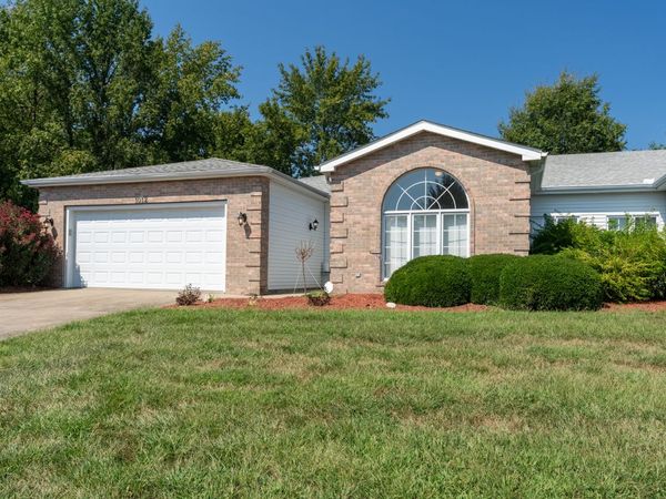 1012 Villa Court , Carbondale, IL 62901