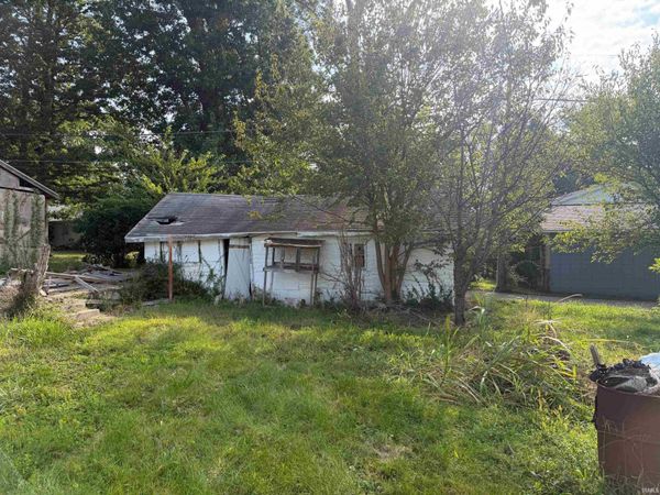 522 U Street, Bedford, IN 47421