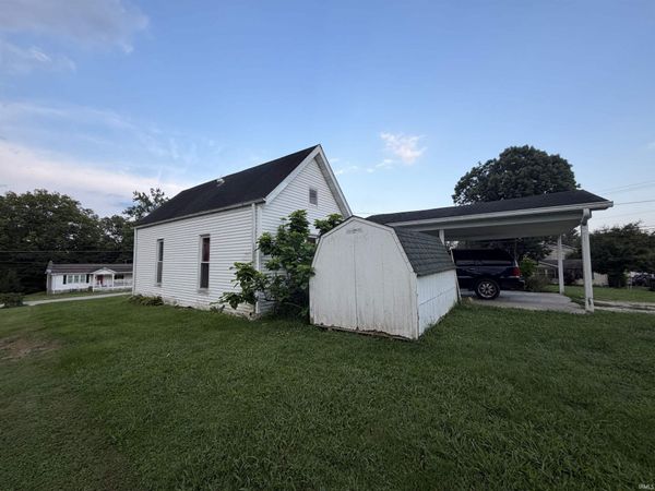 607 Lafayette Avenue, Bedford, IN 47421
