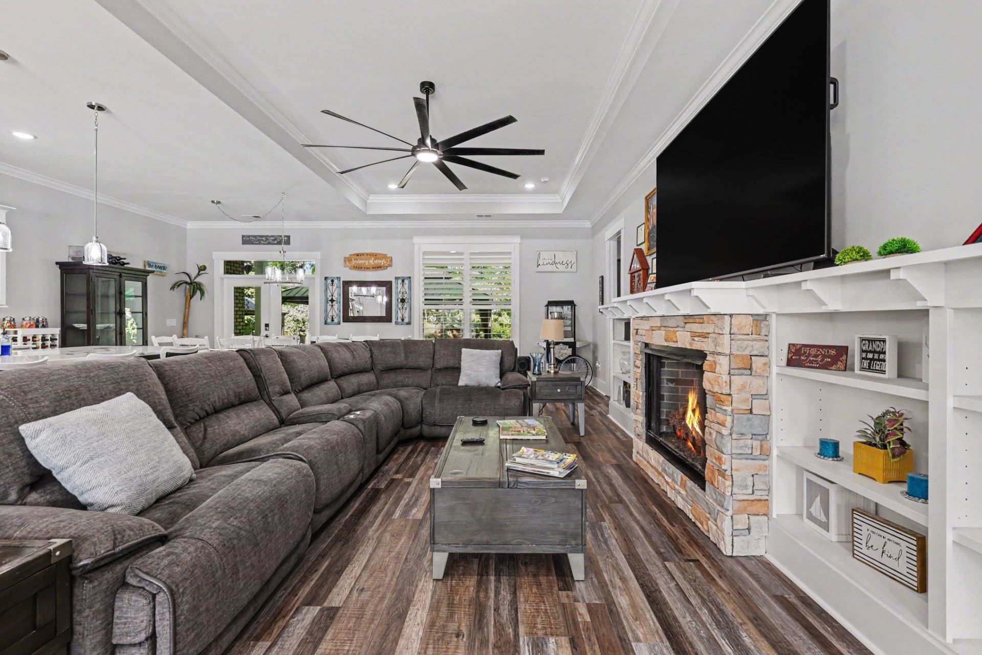 2612 Henagan Ln.  Photo 9
