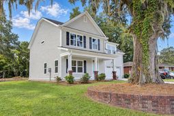 1413 Iroquois Street photo 4