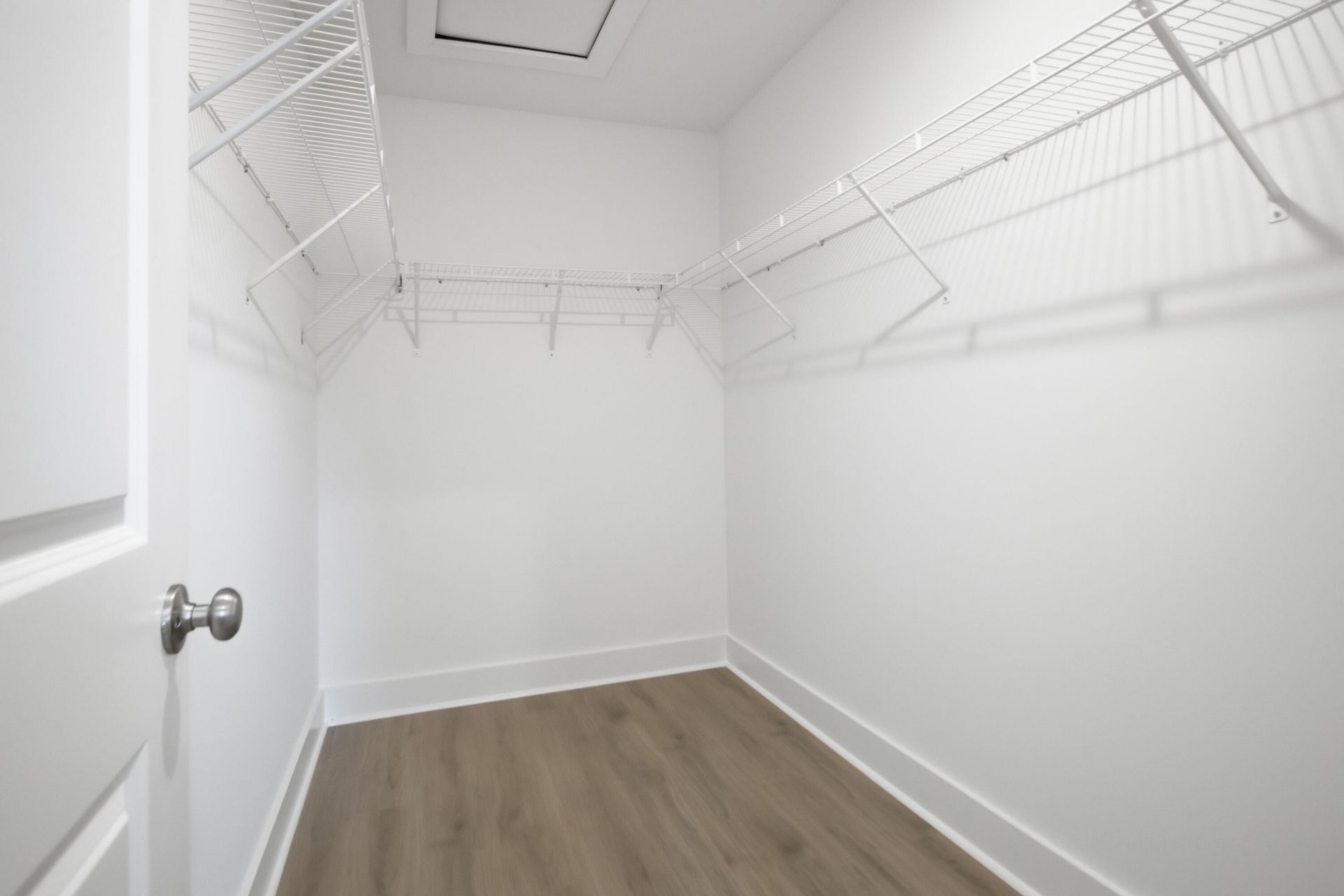 1413 Iroquois Street Photo 28