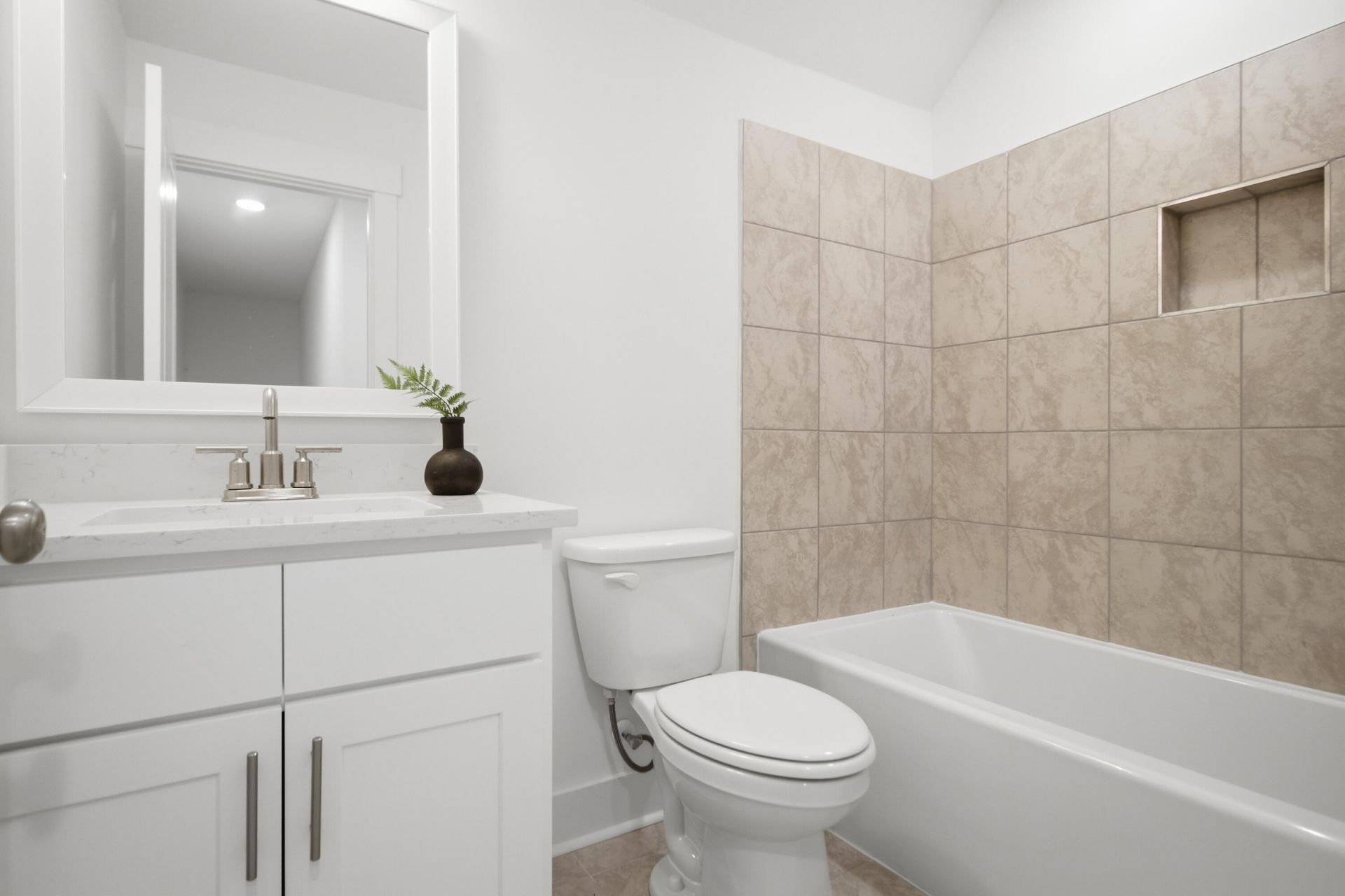 1413 Iroquois Street Photo 36