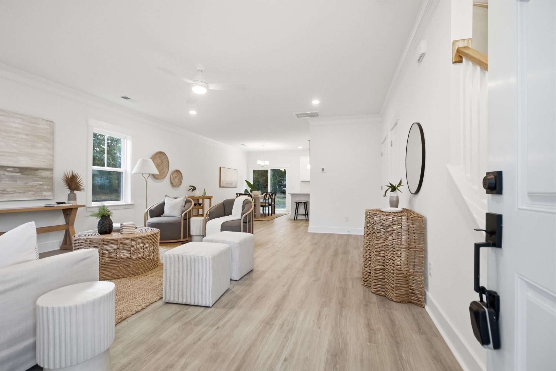 1413 Iroquois Street Photo 4