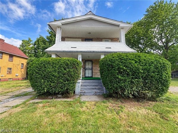 11313 Continental Avenue , Cleveland, OH 44104