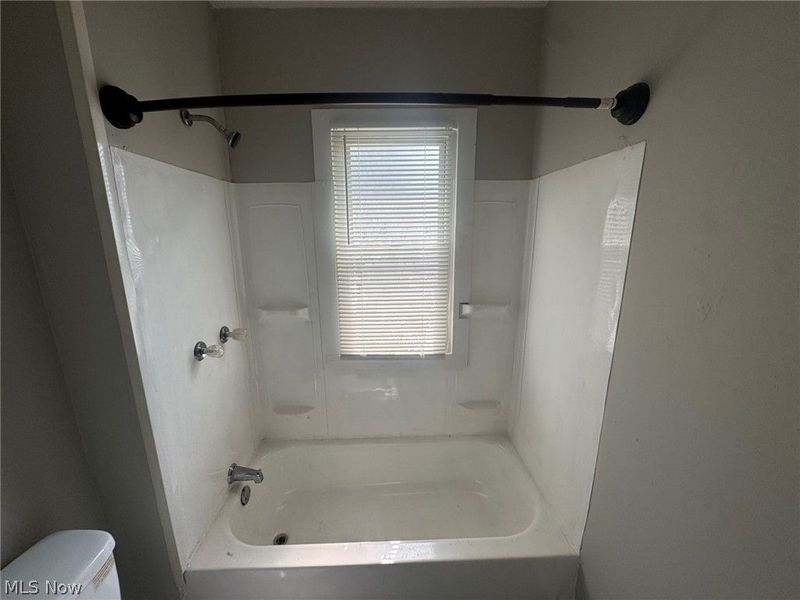 11313 Continental Avenue, Cleveland, OH 44104 Photo 15