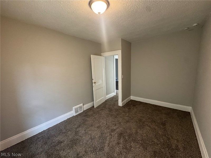 11313 Continental Avenue, Cleveland, OH 44104 Photo 4
