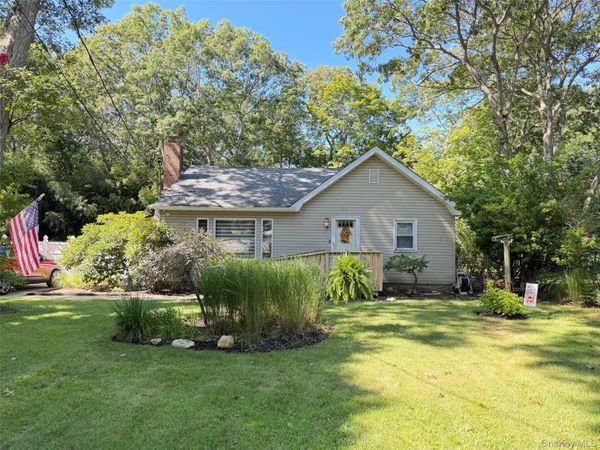 304 Dare Road, Selden, NY 11784