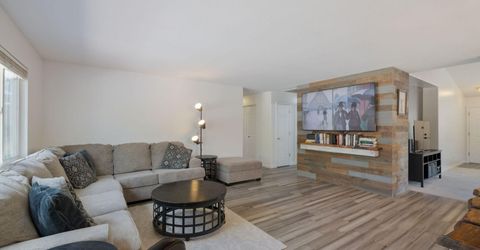4029 Kings Row Drive, Reno, NV 89503 Photo