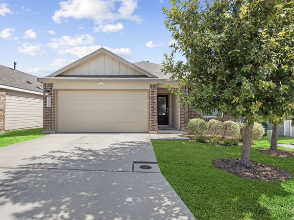 5334 BASIL CHASE, St Hedwig, TX 78152
