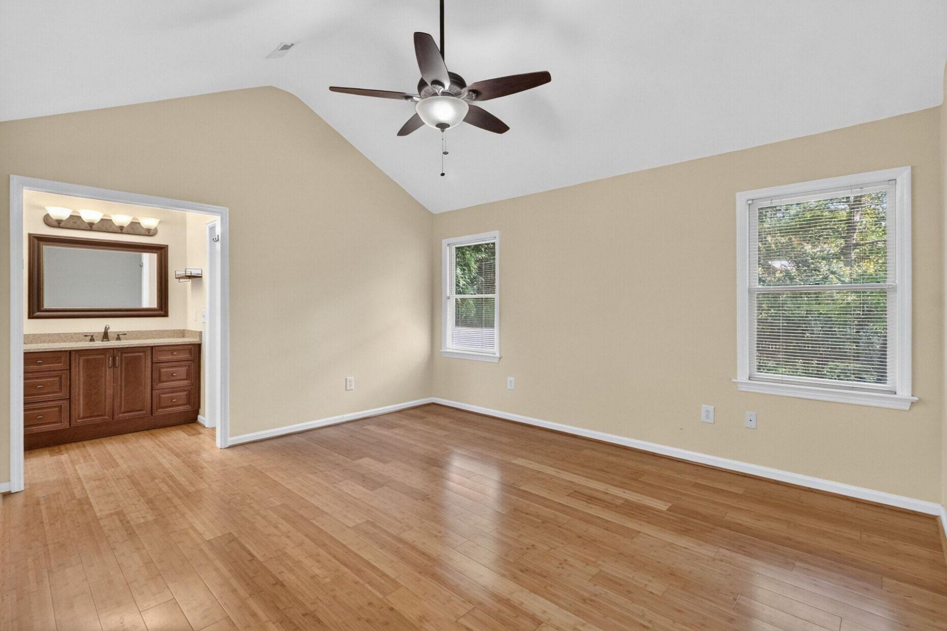 601 Essex Drive Photo 19