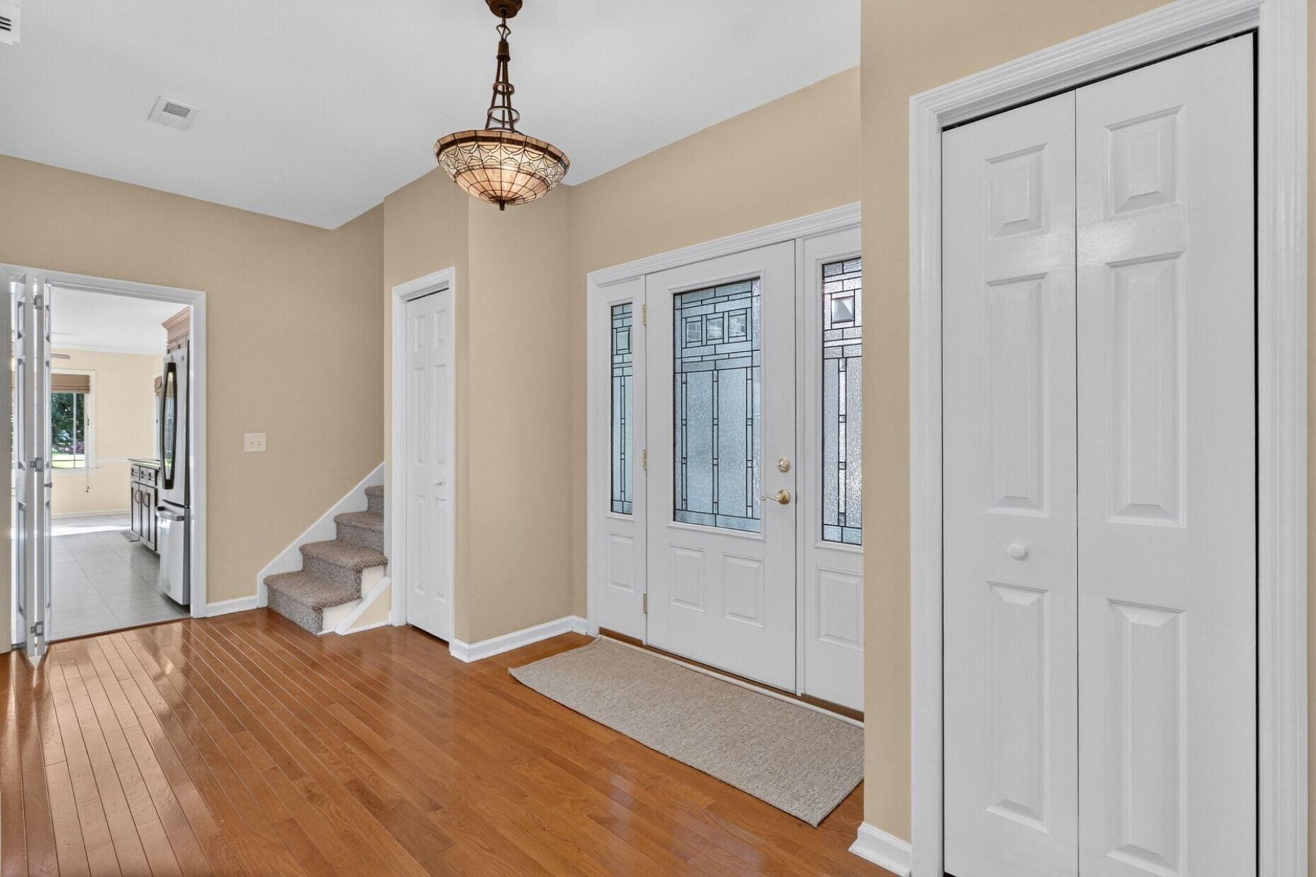601 Essex Drive Photo 5