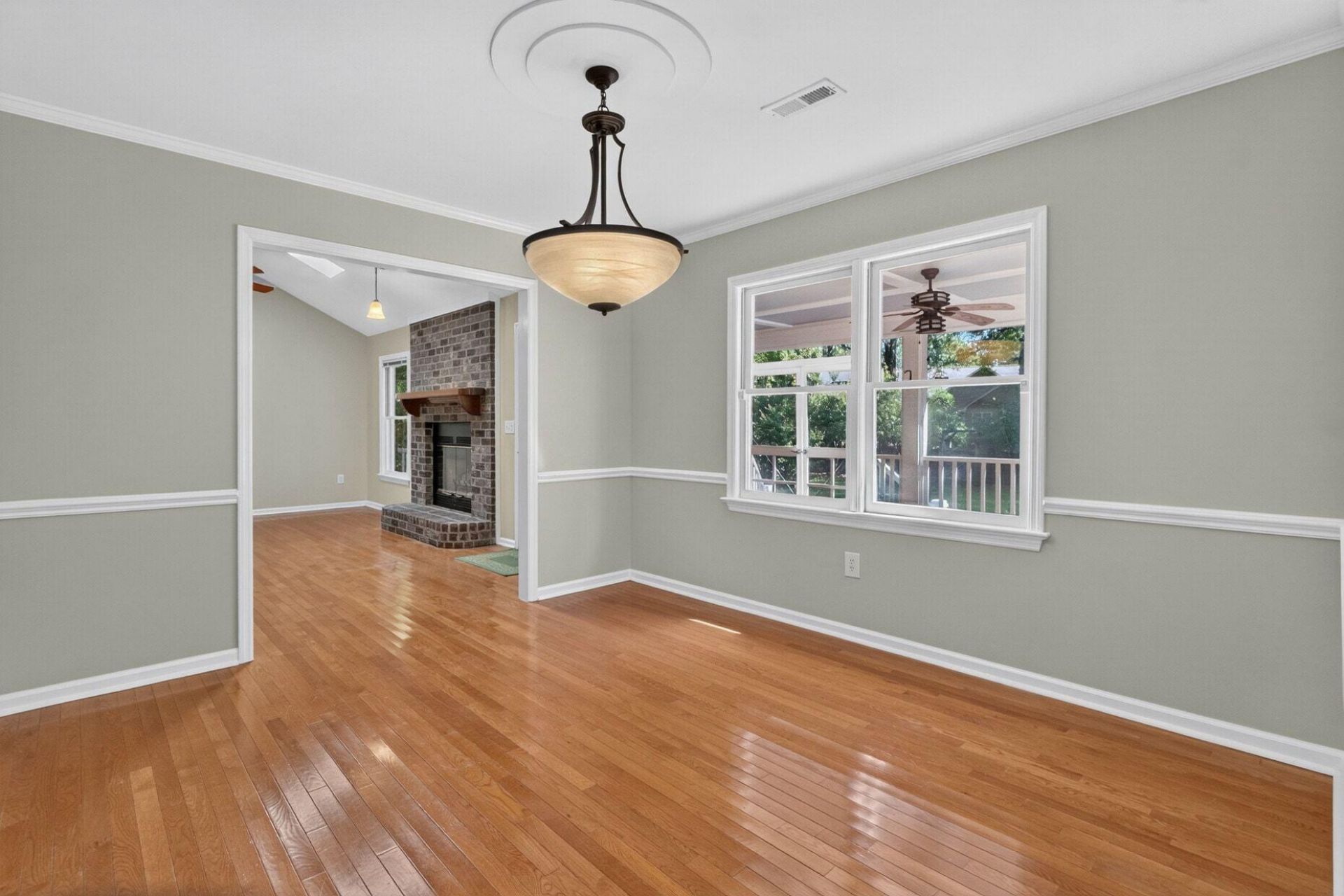 601 Essex Drive Photo 8