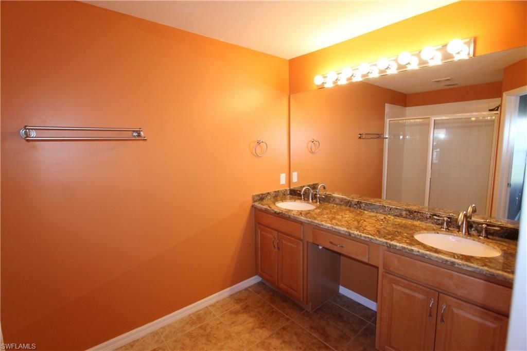 1056 Hampton Cir , Naples, FL 34105 Photo