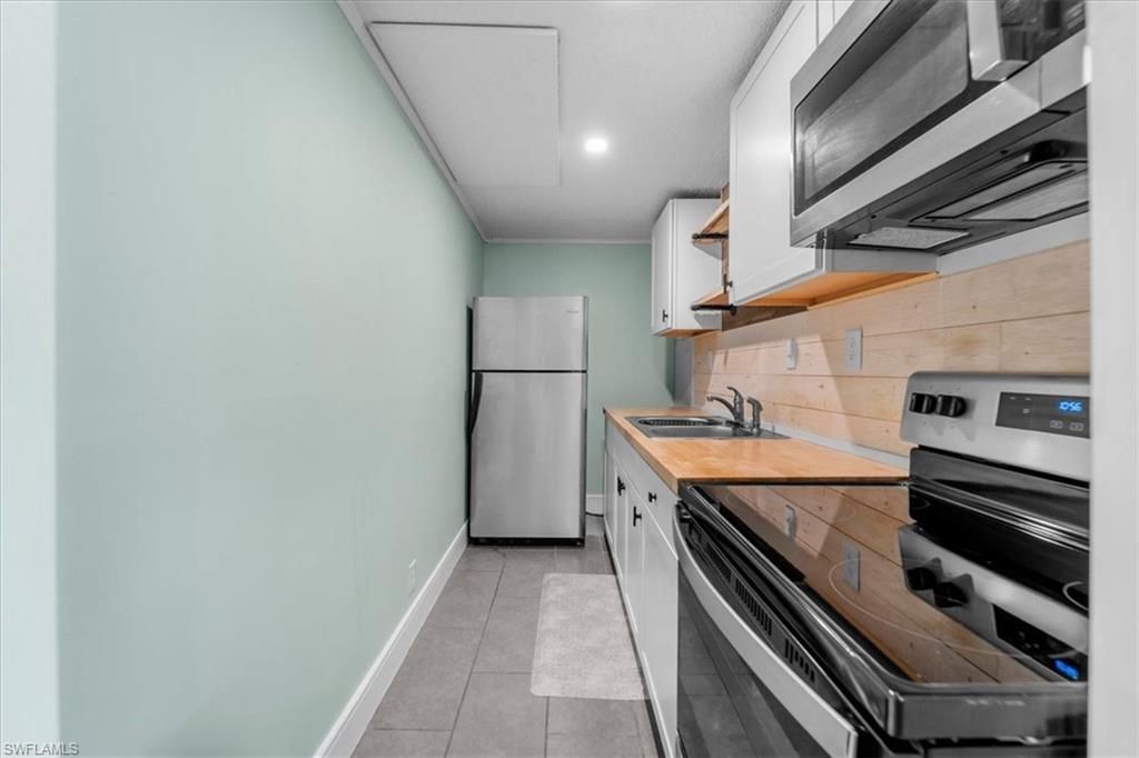 202 Broadway St E, Unit G-411, Everglades City, FL 34139 Photo