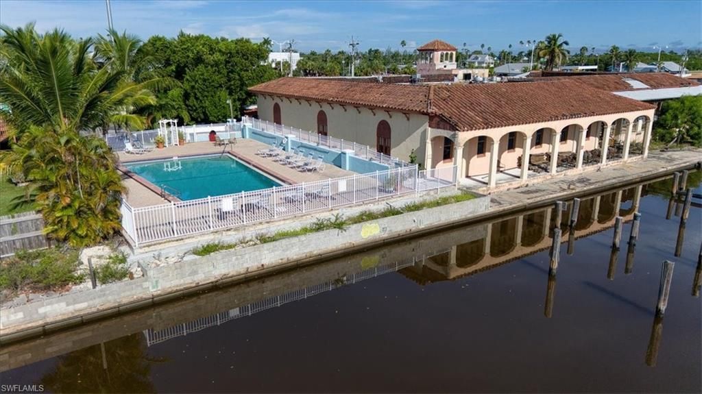 202 Broadway St E, Unit G-411, Everglades City, FL 34139 Photo