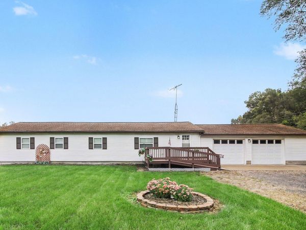 5670 Trailer Park Drive, Jackson, MI 49201