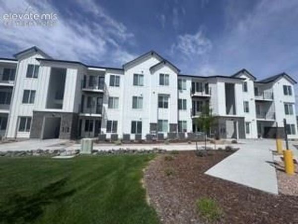 2252 Arikaree Heights, Unit 102, Colorado Springs, CO 80908