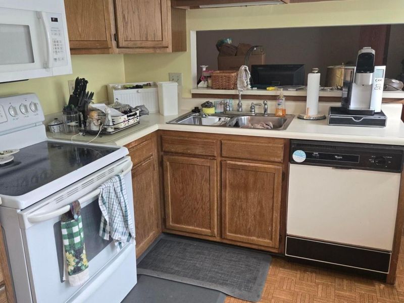 2285 Shirlene Drive, Grove City, OH 43123 Photo 10